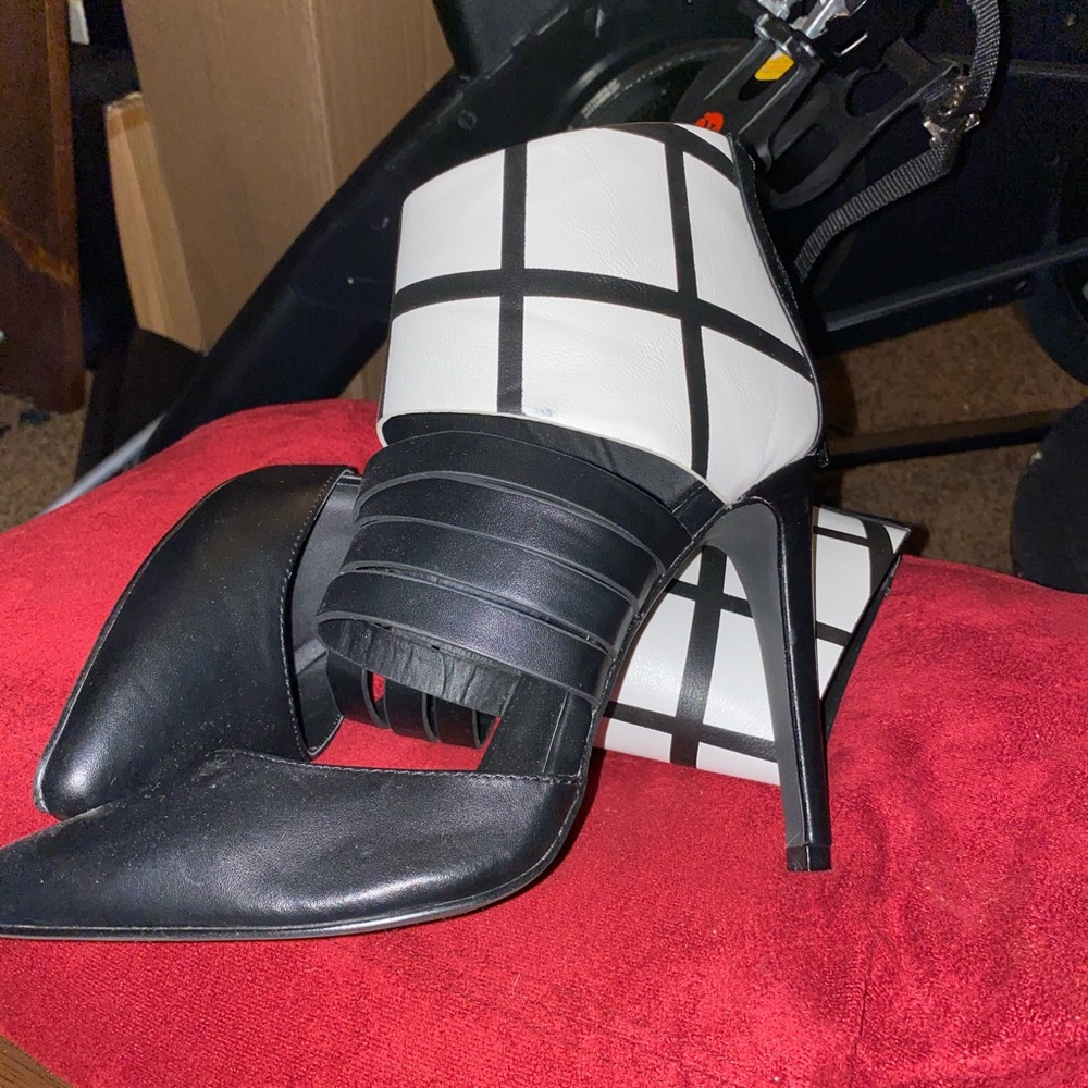 Never worn